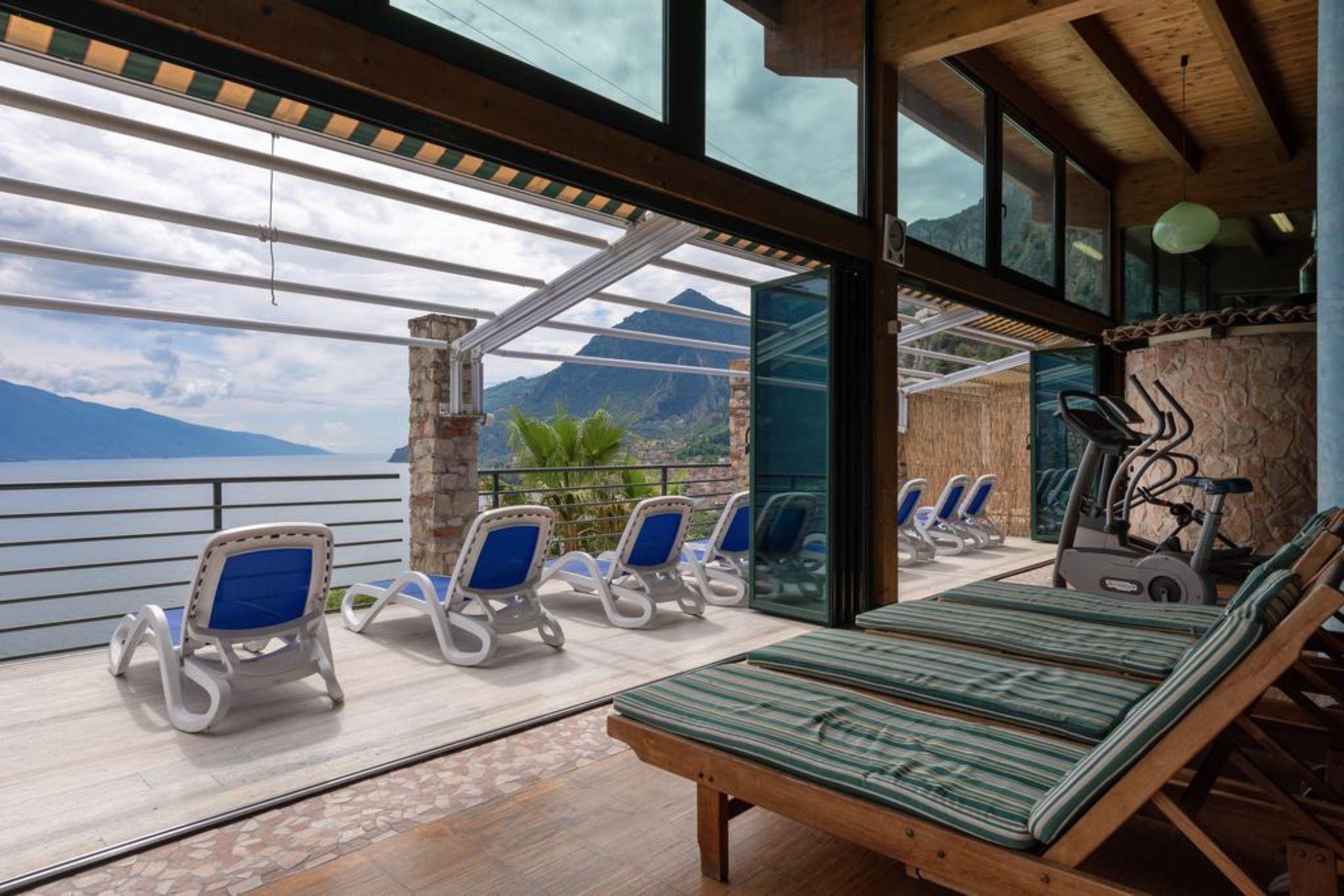 Centro Vacanze La Limonaia Limone sul Garda Luaran gambar